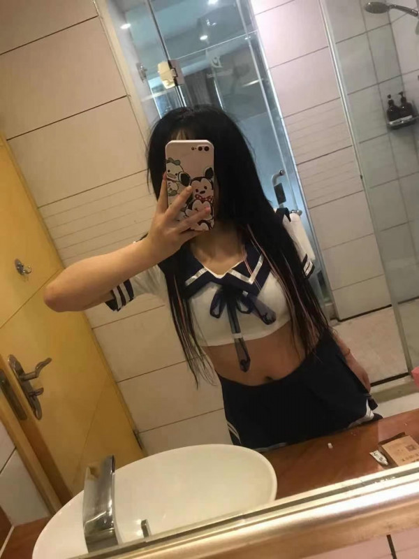 00后小萝莉